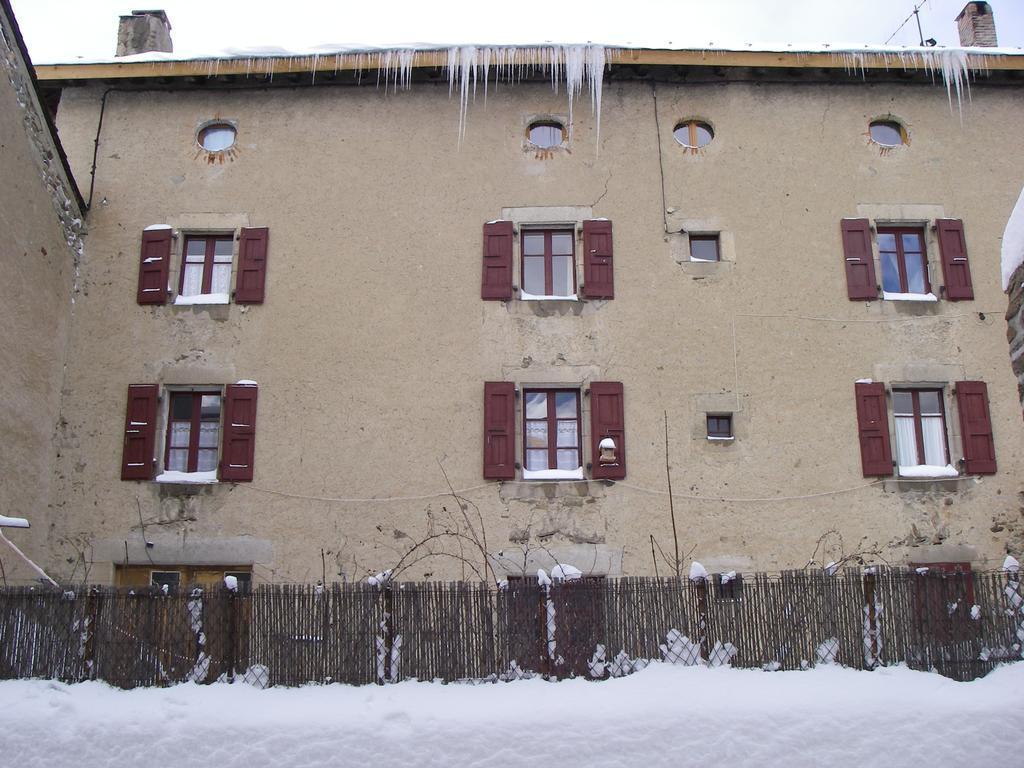 La Maison Bleue La Cabanasse Exterior foto